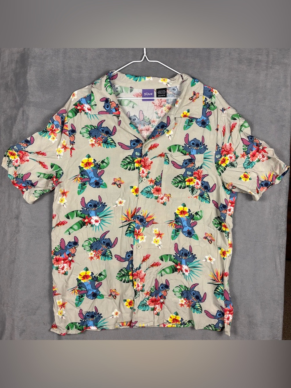 Disney Stitch Mens Hawaiian Camp Shirt Medium M Rayon Cream Floral Tropical